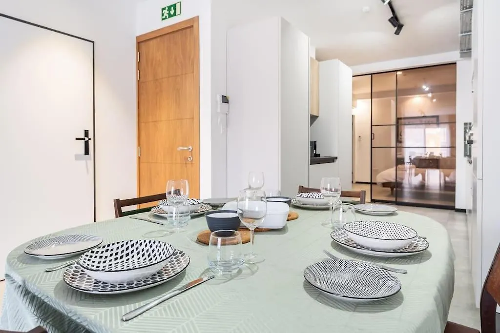 Stay-Sliema Centrally Located Retro One Bedroom Appartement